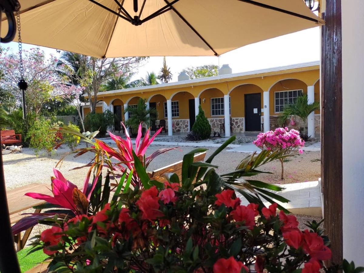 Villa Gabriela Celestun -Hotel & Restaurant エクステリア 写真